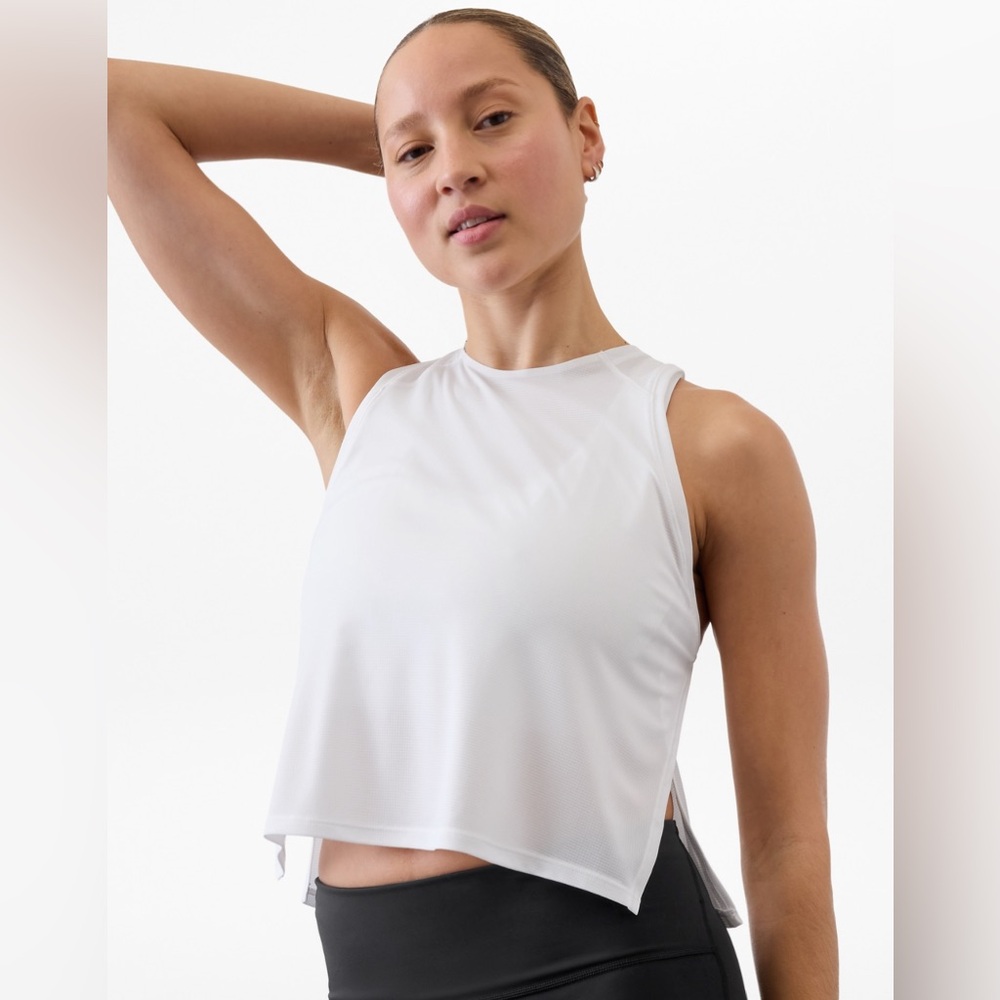 NWT Athleta White Grid Knit Tank Top in Size Medium